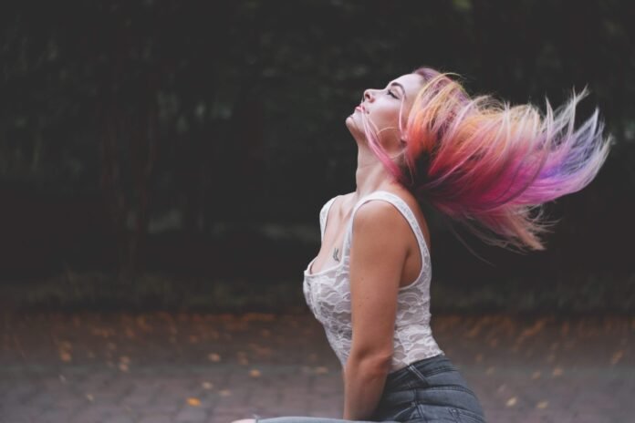 Celebrity Hair Color Trends This Season: A Complete Guide